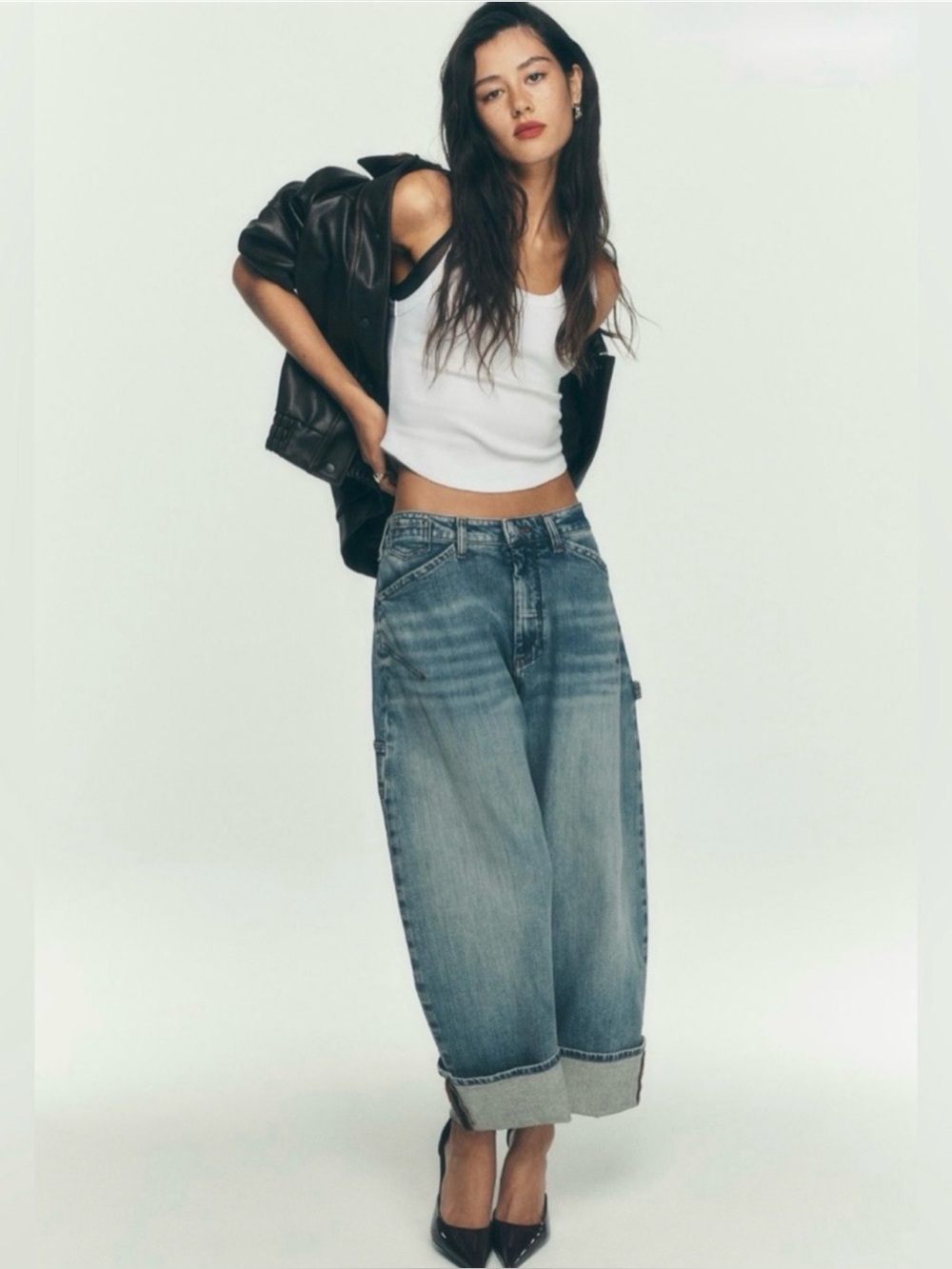 The Kayden Barrel Carpenter Jeans by Pilcro ~ NWT